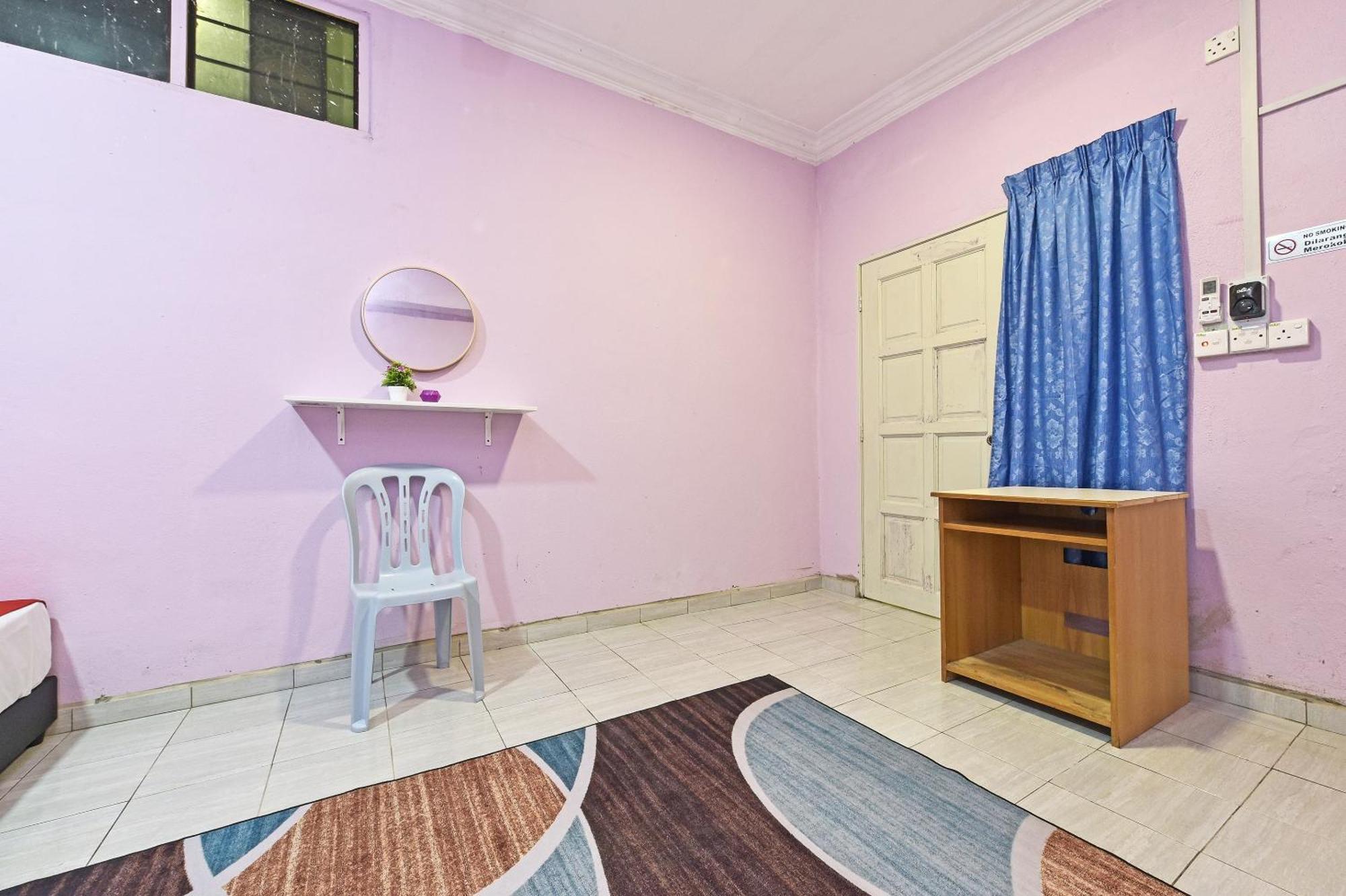 Oyo 90551 Zn Mix Homestay & Roomstay Kampung Raja Dış mekan fotoğraf