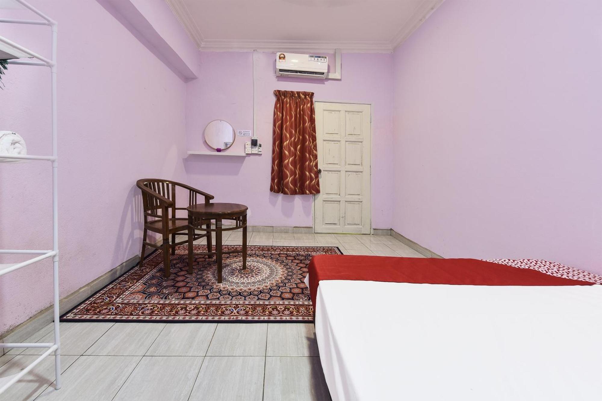 Oyo 90551 Zn Mix Homestay & Roomstay Kampung Raja Dış mekan fotoğraf