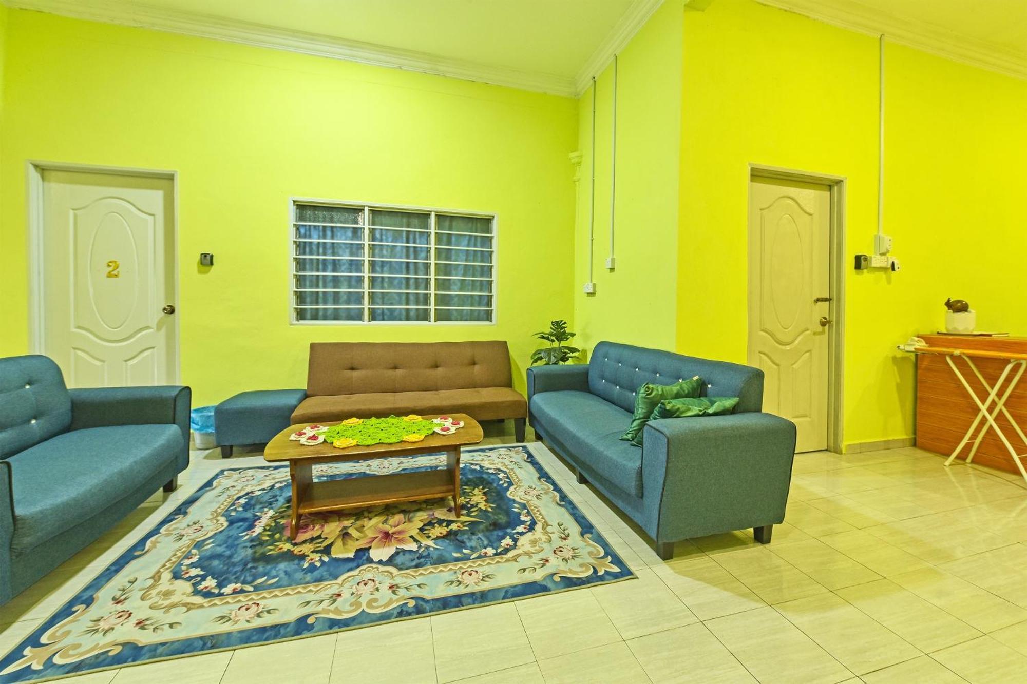 Oyo 90551 Zn Mix Homestay & Roomstay Kampung Raja Dış mekan fotoğraf