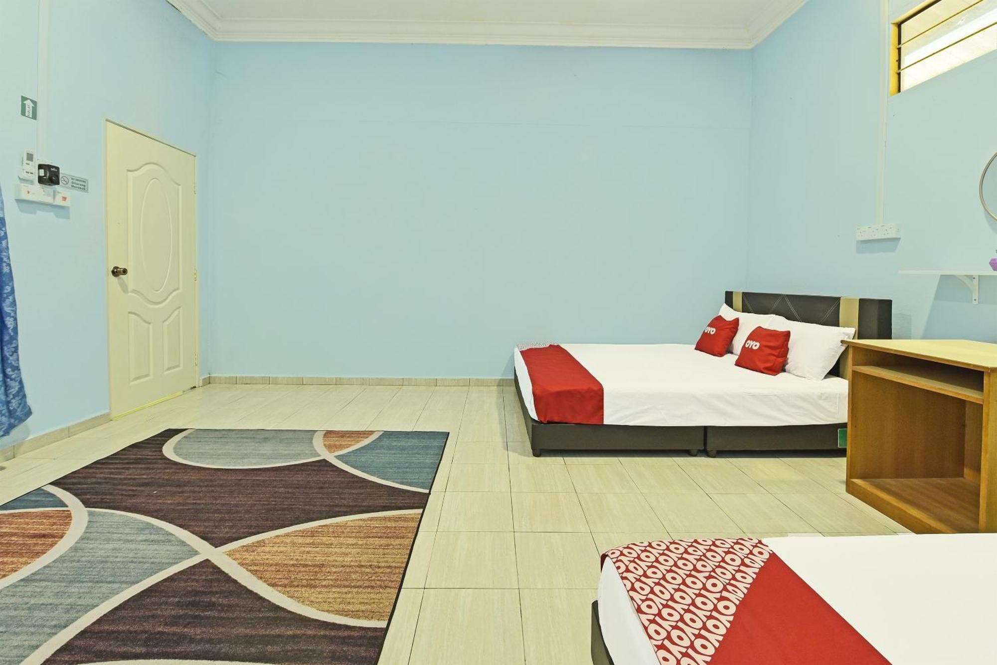Oyo 90551 Zn Mix Homestay & Roomstay Kampung Raja Dış mekan fotoğraf