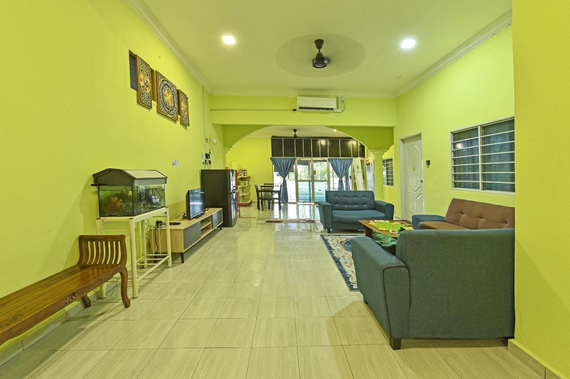 Oyo 90551 Zn Mix Homestay & Roomstay Kampung Raja Dış mekan fotoğraf