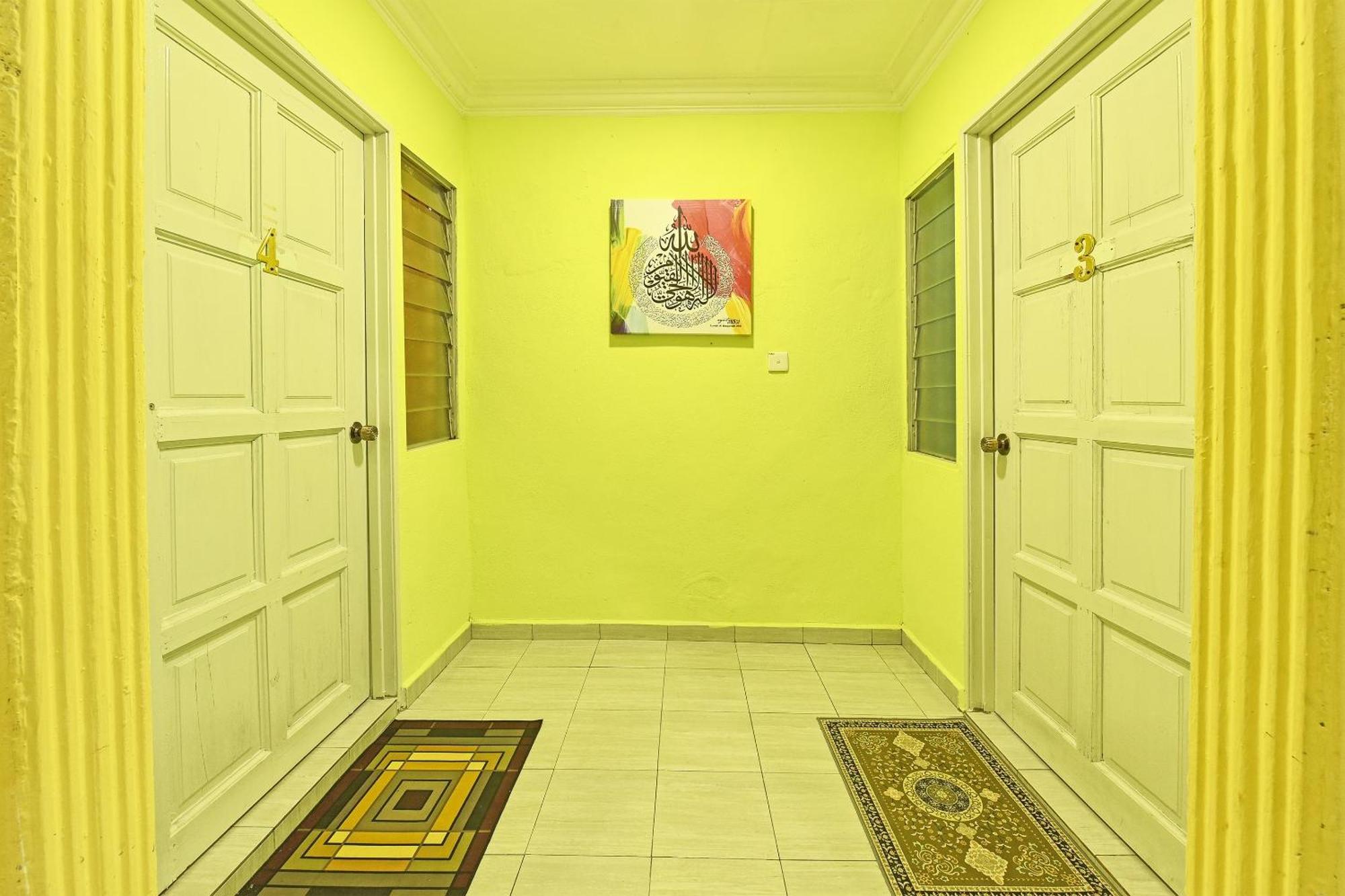 Oyo 90551 Zn Mix Homestay & Roomstay Kampung Raja Dış mekan fotoğraf